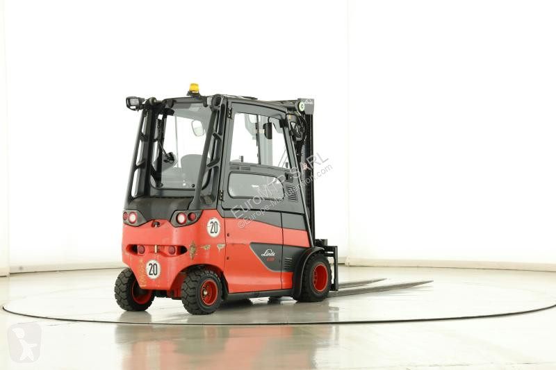 رافعة شوكية Linde E35-HL01