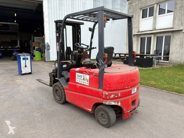 Empilhador elevador Toyota fbmf 25