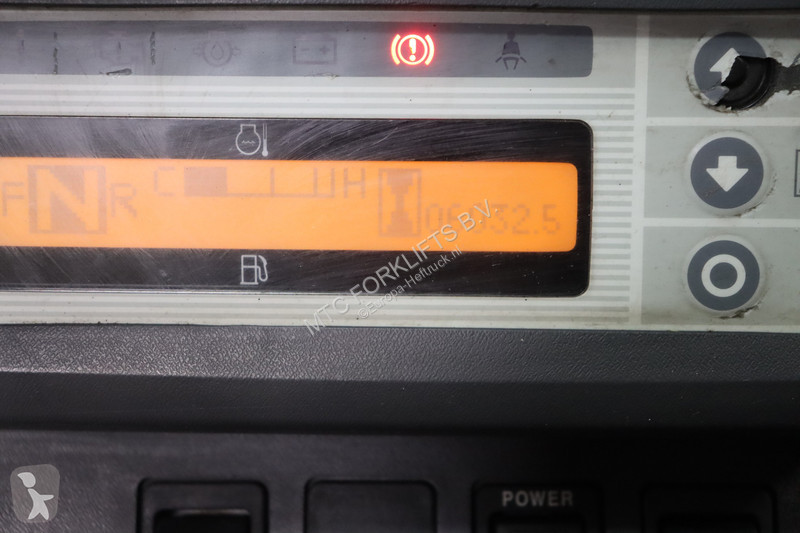 رافعة شوكية Nissan U1D2A25LQ