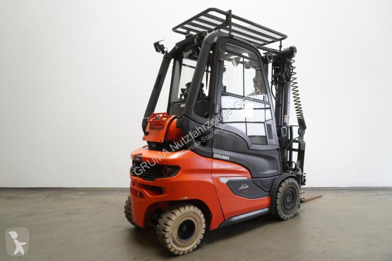 رافعة شوكية Linde 1202