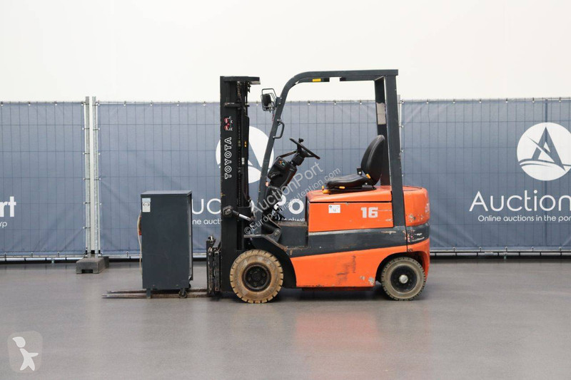 Empilhador elevador Toyota FBMF16