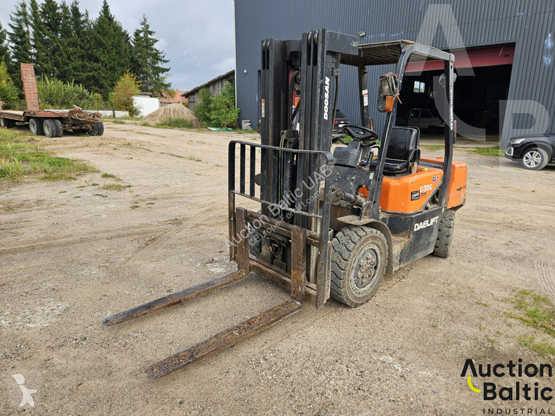 Empilhador elevador Doosan D30 G
