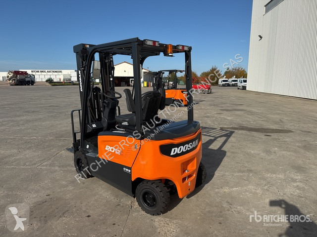 Empilhador elevador Doosan  B20X-7 Plus