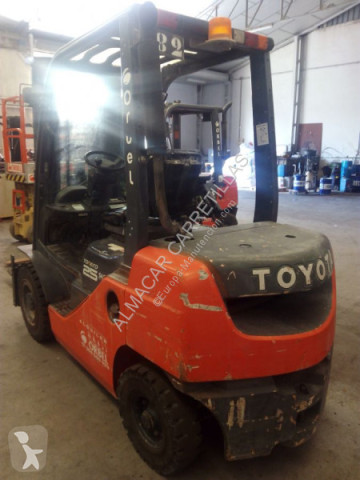 Chariot élévateur diesel Toyota