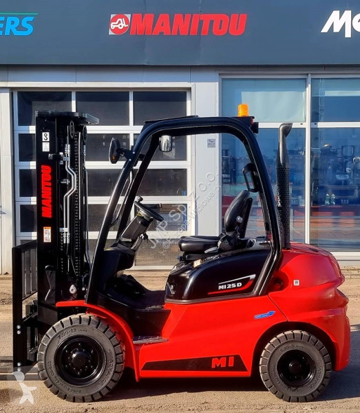 Автопогрузчик Manitou MI 25 D ST5 TRIPLEX4700mm...