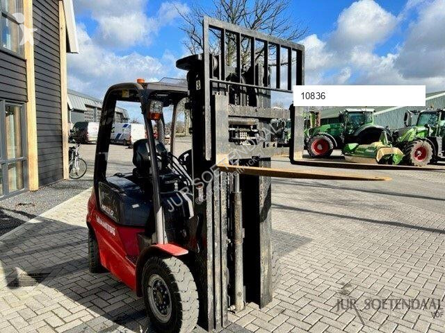 رافعة شوكية Manitou MI25D