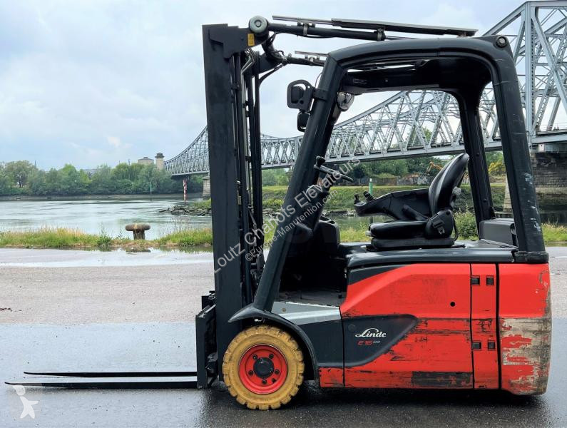 Chariot élévateur Linde  E16-02