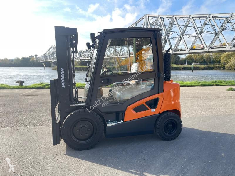 Stivuitor Doosan  D25S-9