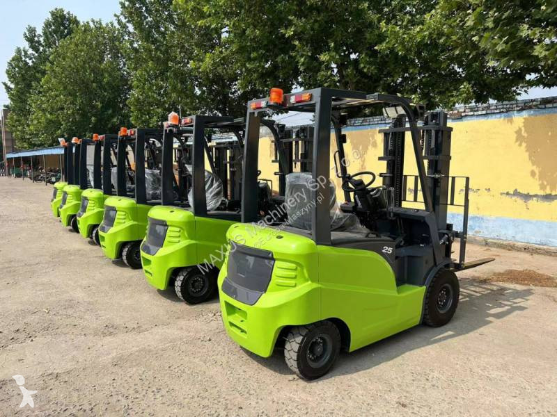 Heftruck Toyota NOWY Elektryczny MAXUS wózek...