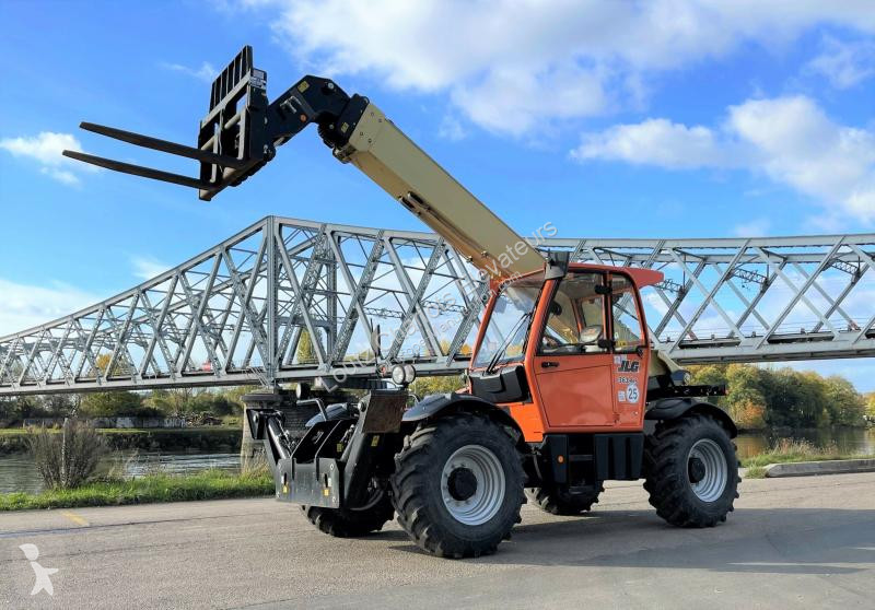 Chariot télescopique JLG 3614RS