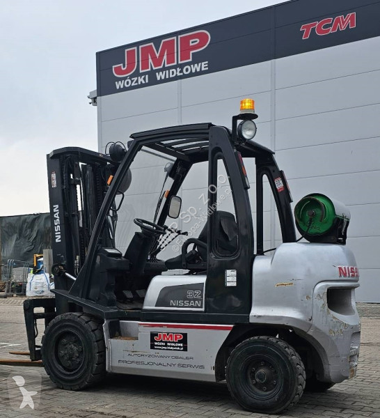 Nissan UG1D2A32LQ Gabelstapler