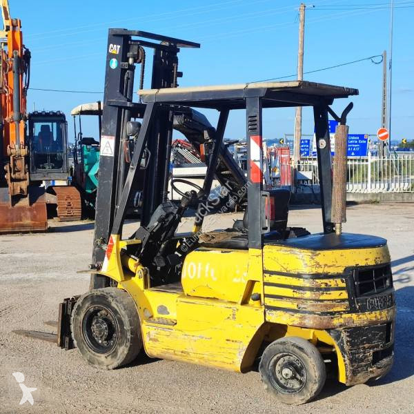 Caterpillar DP 25 Gabelstapler