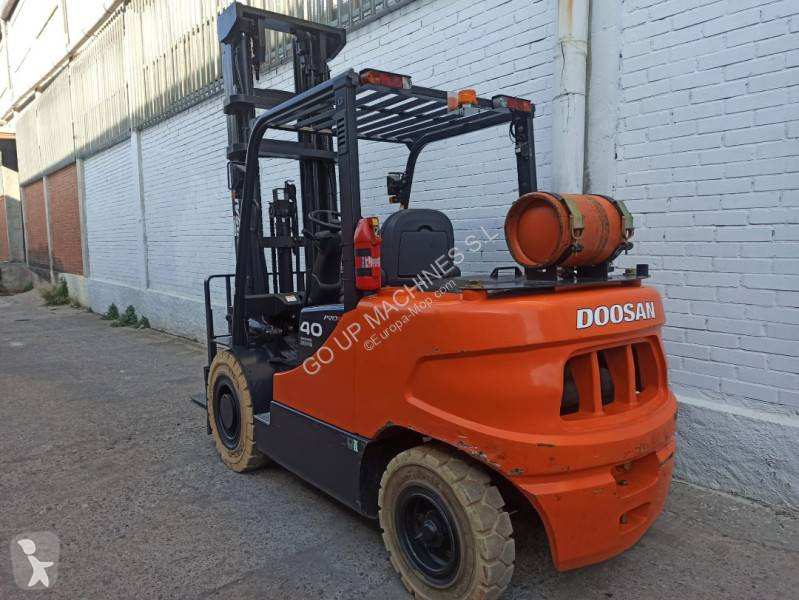 Carretilla elevadora Doosan G40SC-5