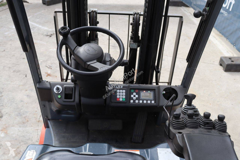 Heftruck Toyota 8FBEK18T