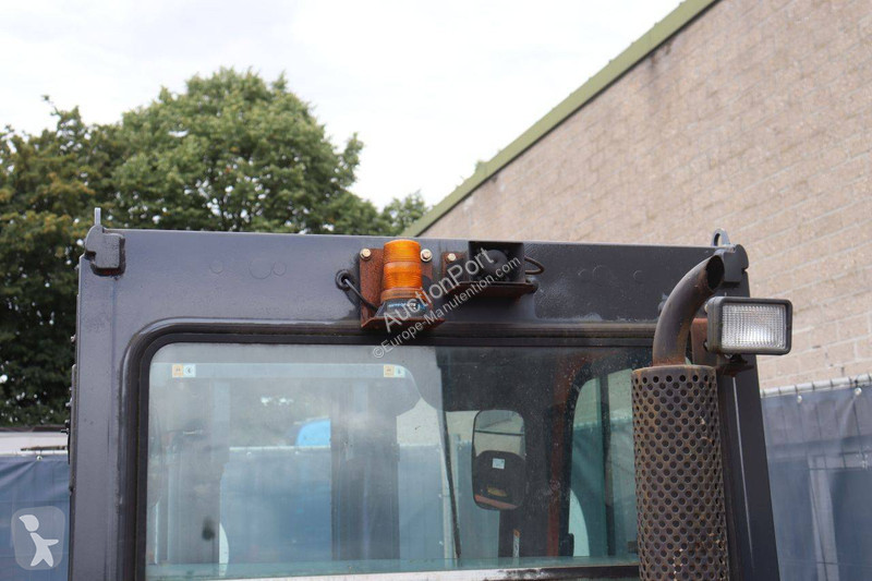 Teleskopický manipulátor Doosan D30S-5