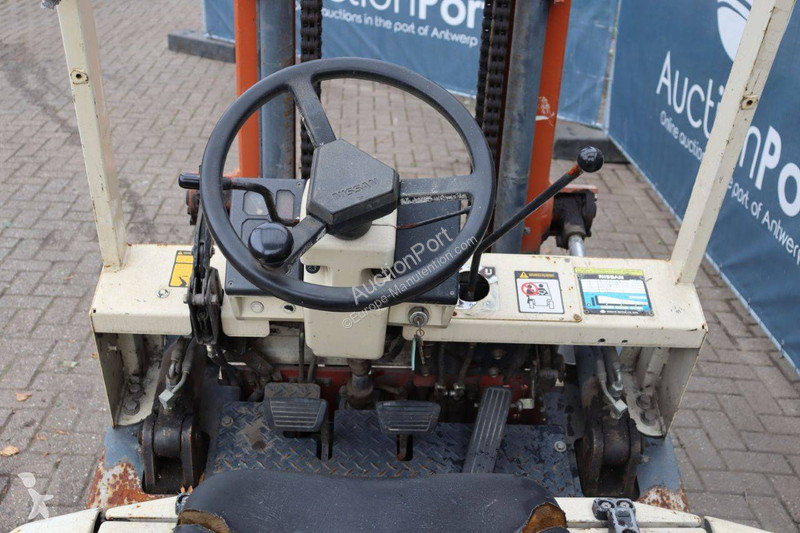 Chariot élévateur Nissan EH02A25