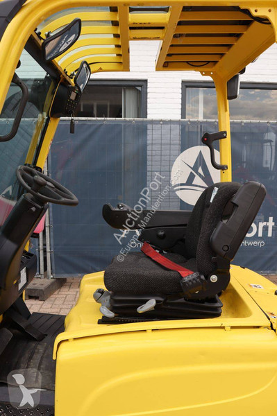 Навантажувач вилковий Hyster MWB