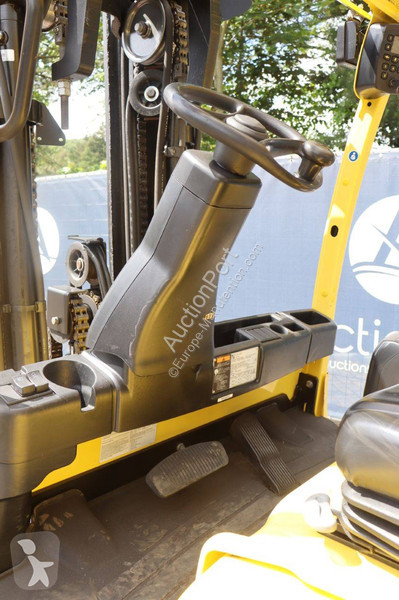 Forklift