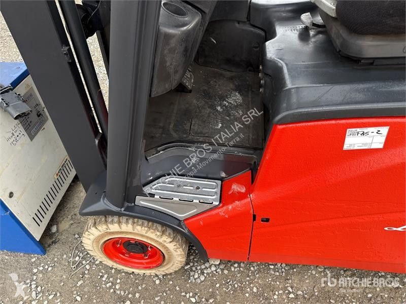 可升降式叉车 Linde E16PH-01 1600 kg Electric Forklift