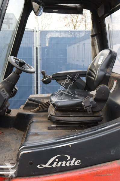 Stivuitor Linde E30/02