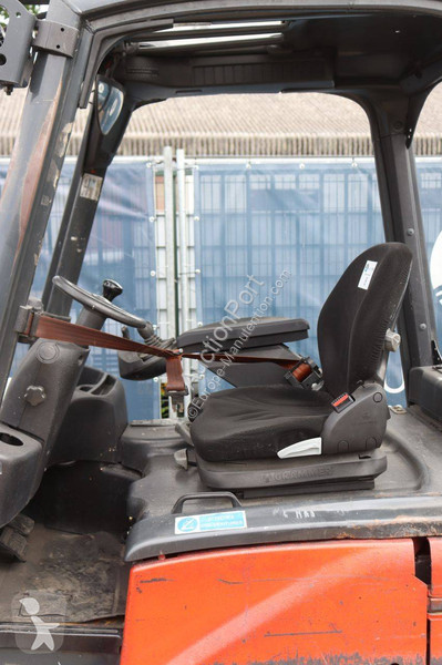 Stivuitor Linde 01
