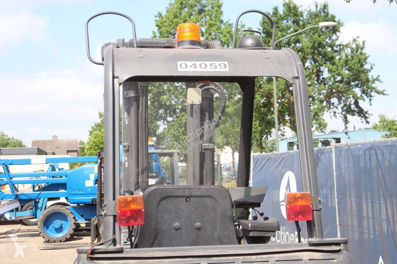 Stivuitor Linde E25/600-02