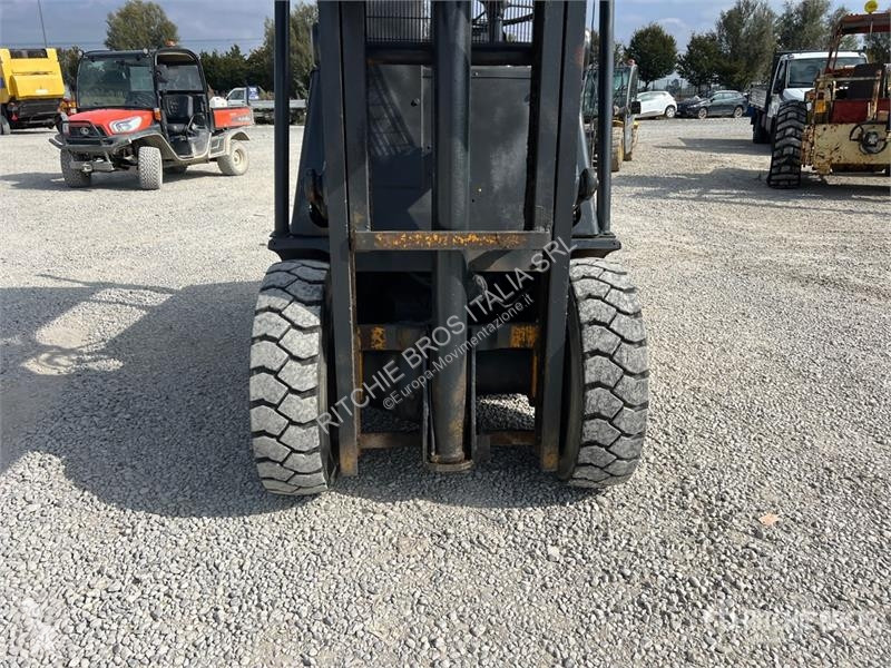Carretilla elevadora OM 30 Forklift