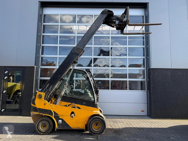 رافعة شوكية JCB TLT30