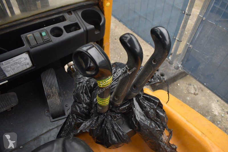Teleskopický manipulátor Hyster -717