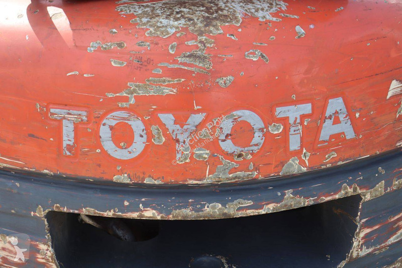 Wózek podnośnikowy Toyota 42-6FGF25