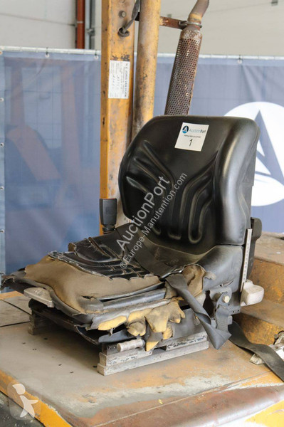 Chariot élévateur TCM FHD36Z9