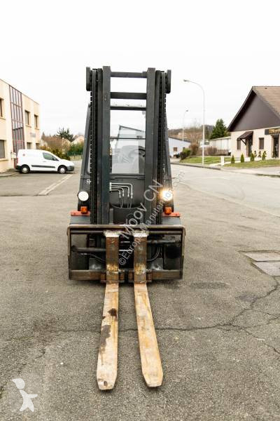 Chariot élévateur Fenwick-Linde E40P