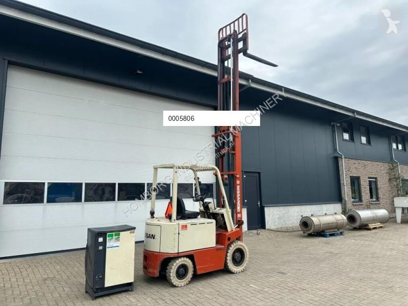 Stivuitor Nissan 2.5 ton Duplex Elektra...