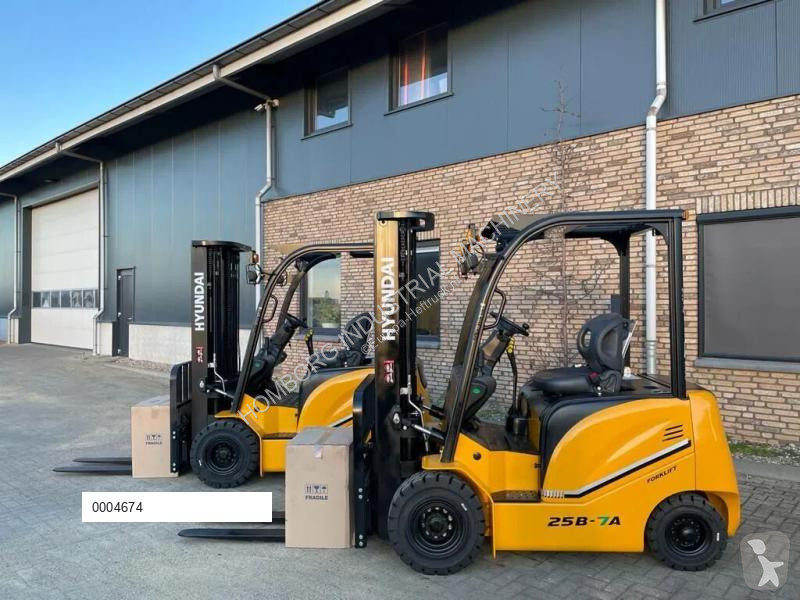 Løftetruck Hyundai 25B-7A 2.5 ton Triplex...
