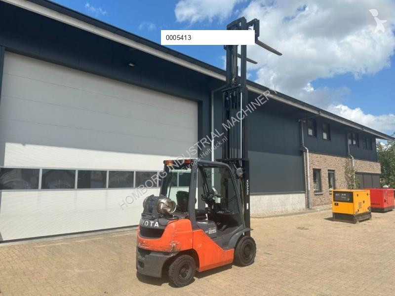 Heftruck Toyota 2.5 ton 25 Triplex Freelift...