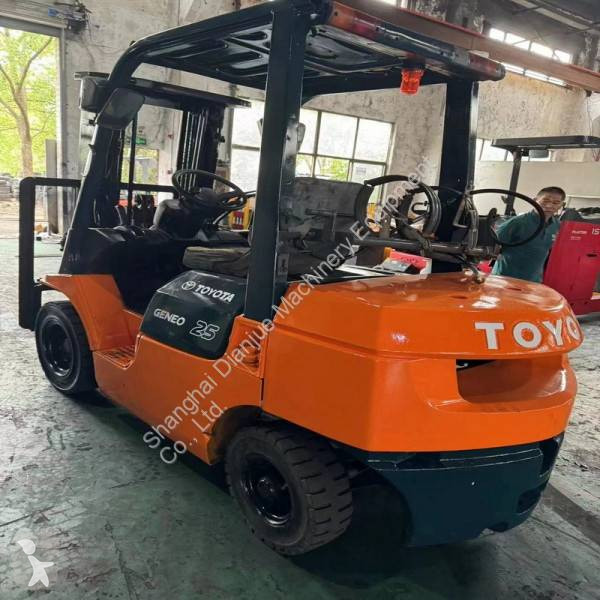 رافعة شوكية Toyota +86 18817734137