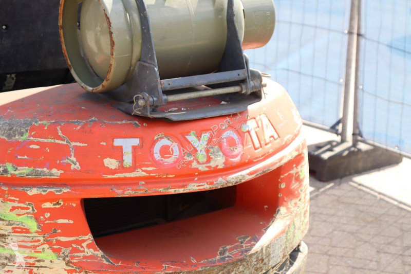 Stivuitor Toyota 42-7FGF25