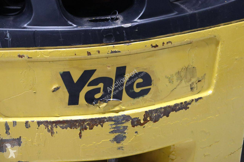 Chariot élévateur Yale GDP30MXE2195
