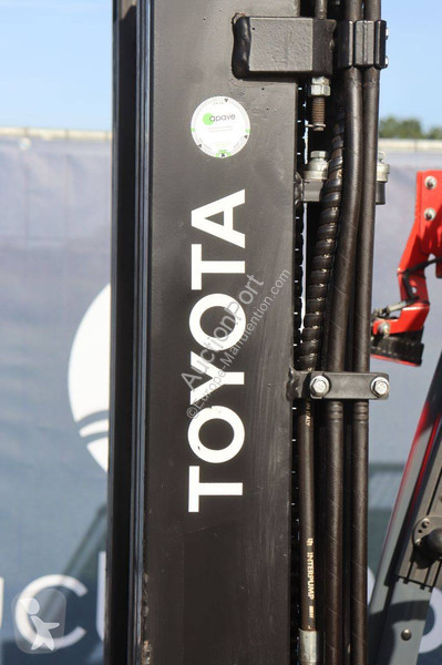 Wózek podnośnikowy Toyota 8FBE18T