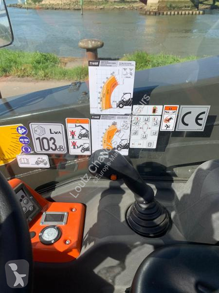 Chariot élévateur Ausa Plus