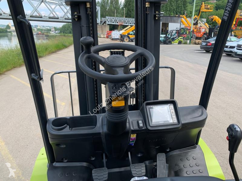 Chariot élévateur Clark  S35D