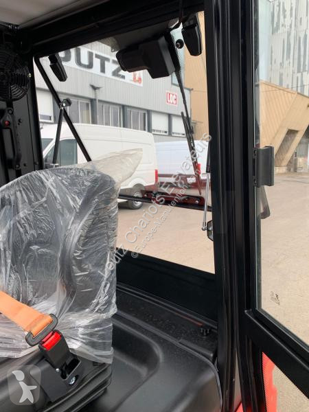 Chariot élévateur   EFL303