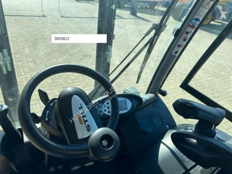 Heftruck Still -16P 1.6 ton Triplex Freelift...