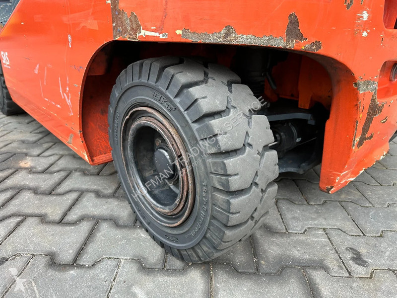 Teleskopický manipulátor Toyota 8FBMKT25