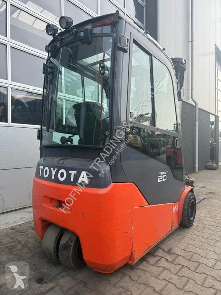 رافعة شوكية Toyota