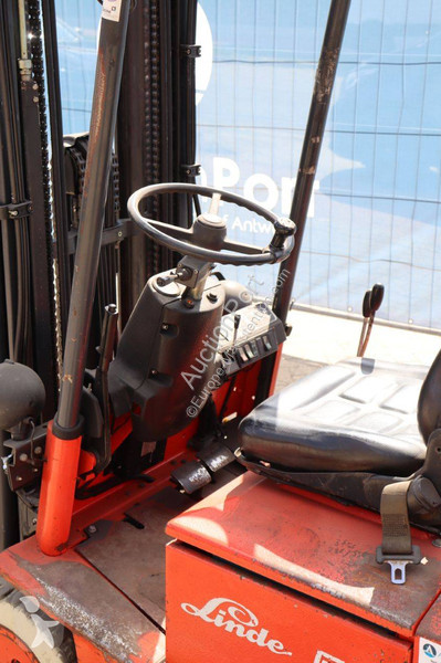 Chariot élévateur Linde E14