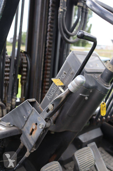 Навантажувач вилковий Caterpillar DP40
