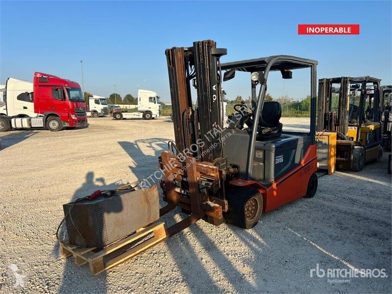 Chariot élévateur Toyota 8FBMT35 3500 kg...
