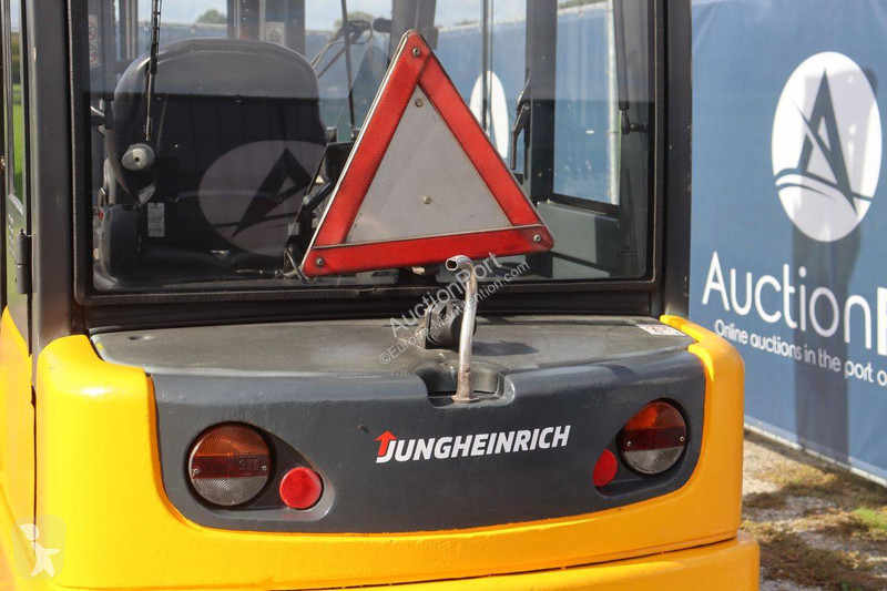 Wózek podnośnikowy Jungheinrich EFG 540