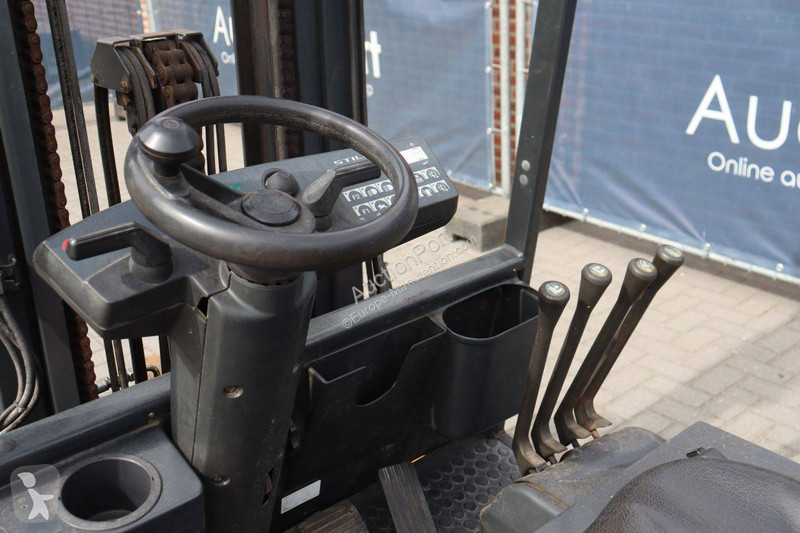 Chariot élévateur Still R20-18